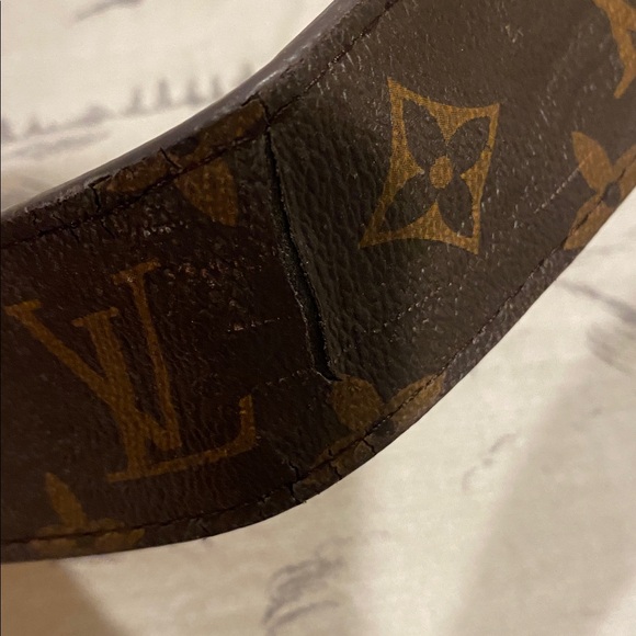 Monogrammed belt LV - Picture 6 of 7